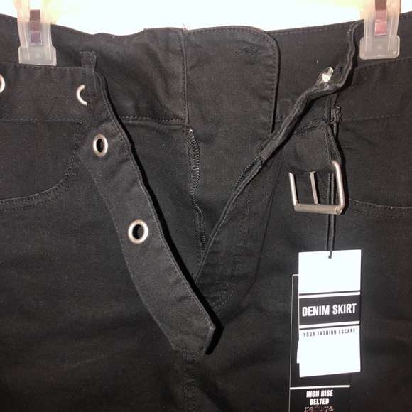 black denim skirt - Picture 2 of 5